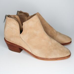 Vince Camuto Womens Ankle Booties Size 8 Abrinna Tan‎ Suede Leather Academia